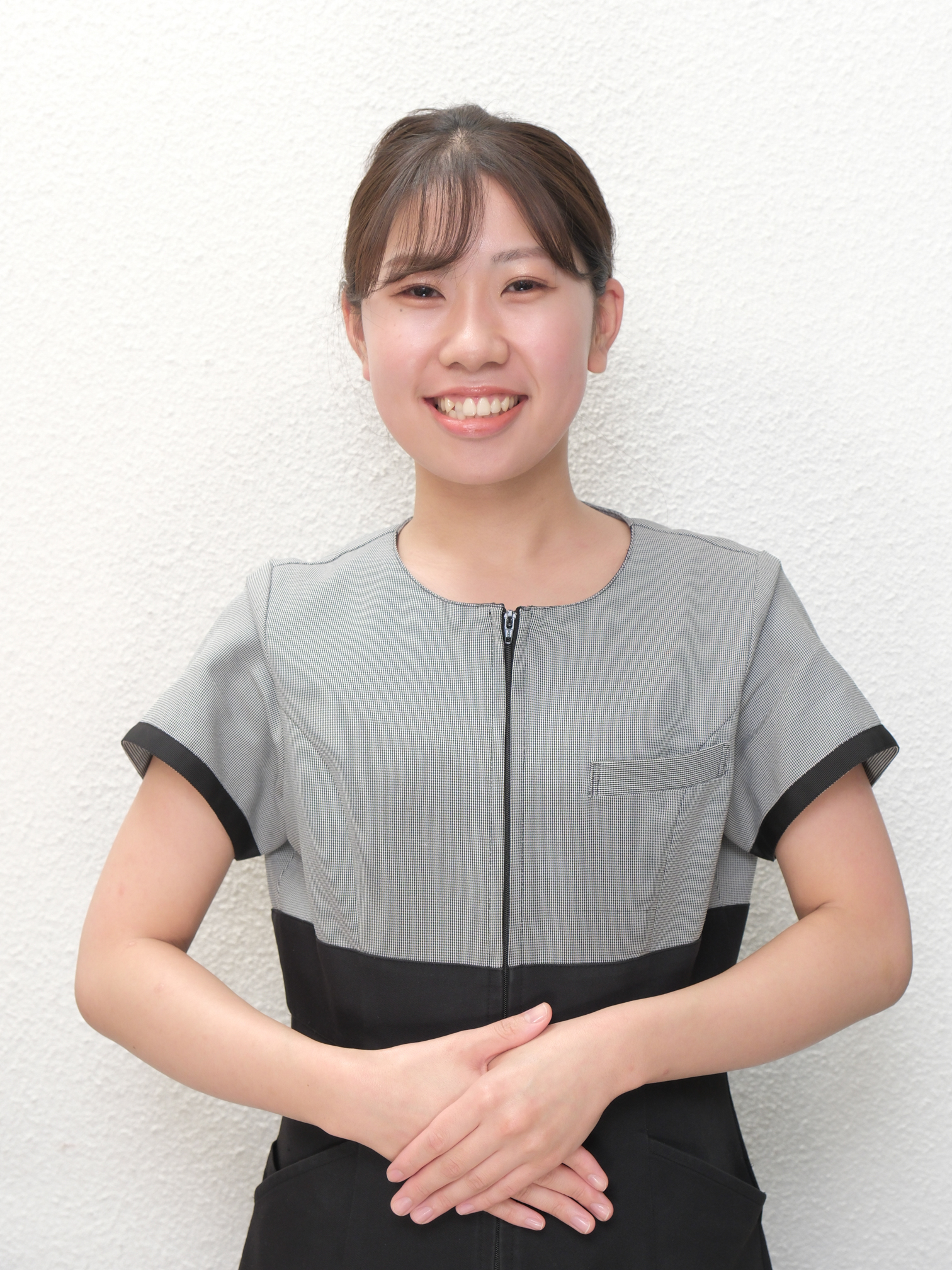 吹田店　スタッフ　赤井