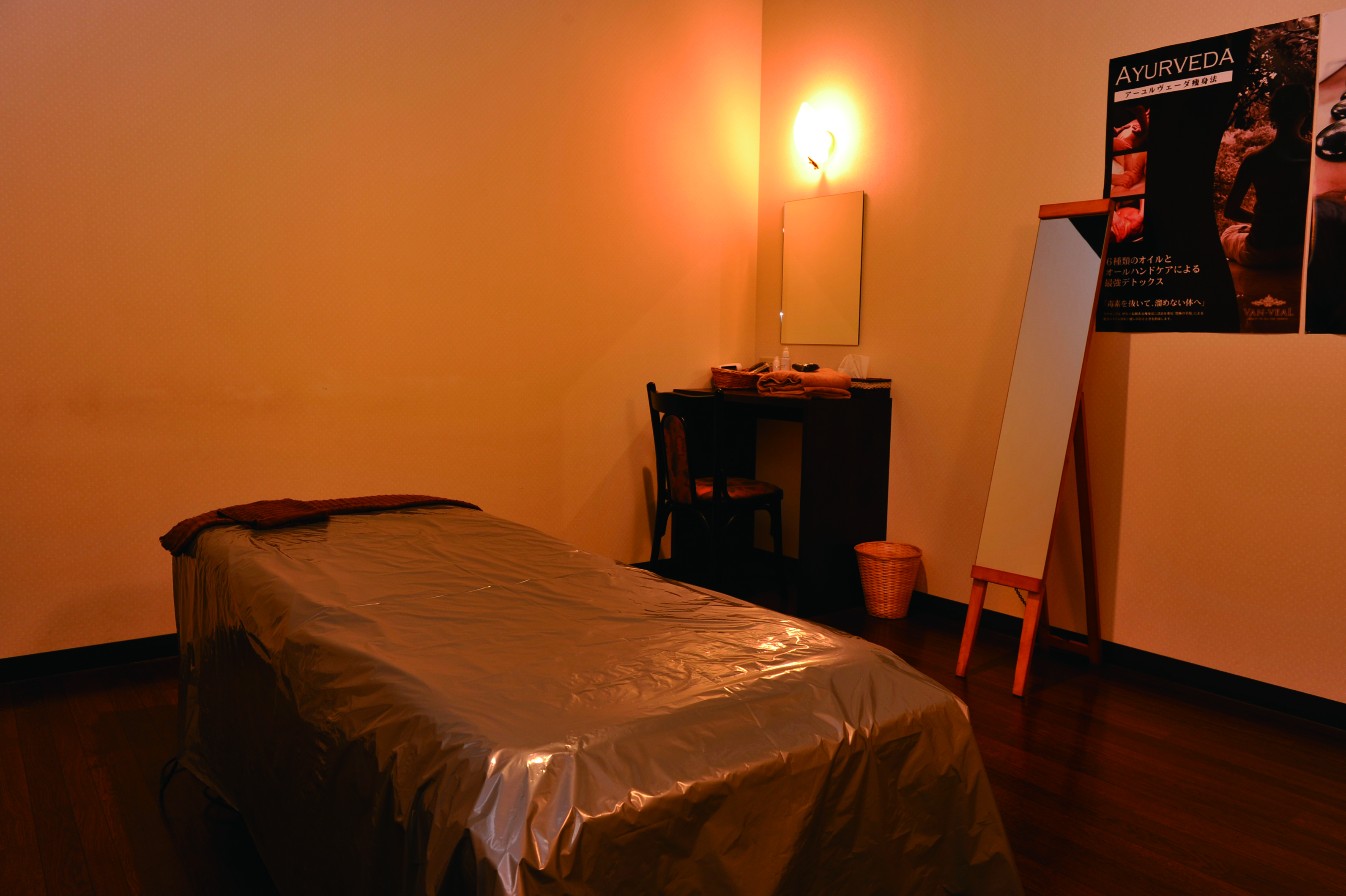 梅田個室200234308100010_【■】_DNI4031