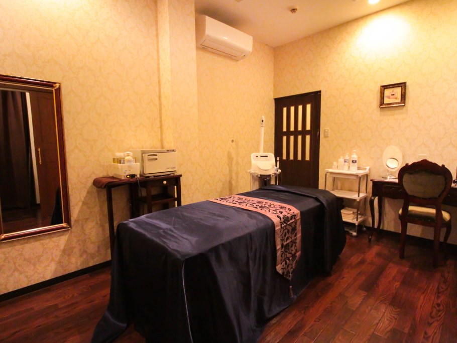 光の森店_内観_施術ルーム