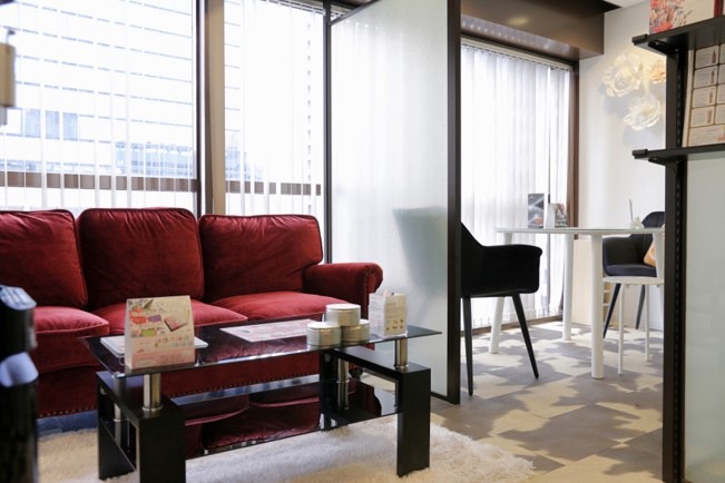 天王寺駅前店 店内①